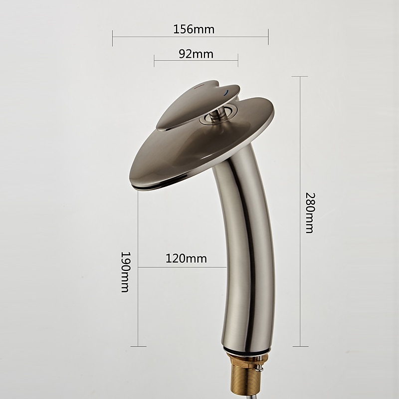 Grifo para lavabo de baño, manija en forma de corazón de cascada, grifos de baño de un solo mango con interruptor de agua caliente y fría 2025 - $129.99 –P1
