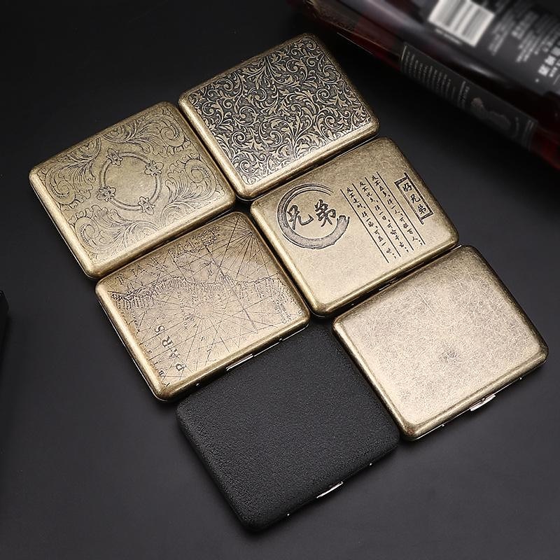 vintage sigarettenkoker met beide zijden open ter ondersteuning van de generatie van brons gecondenseerde bloem metalen flip-top gesneden (kan 20 sigaretten bevatten) 2025 - $15.49 –P5