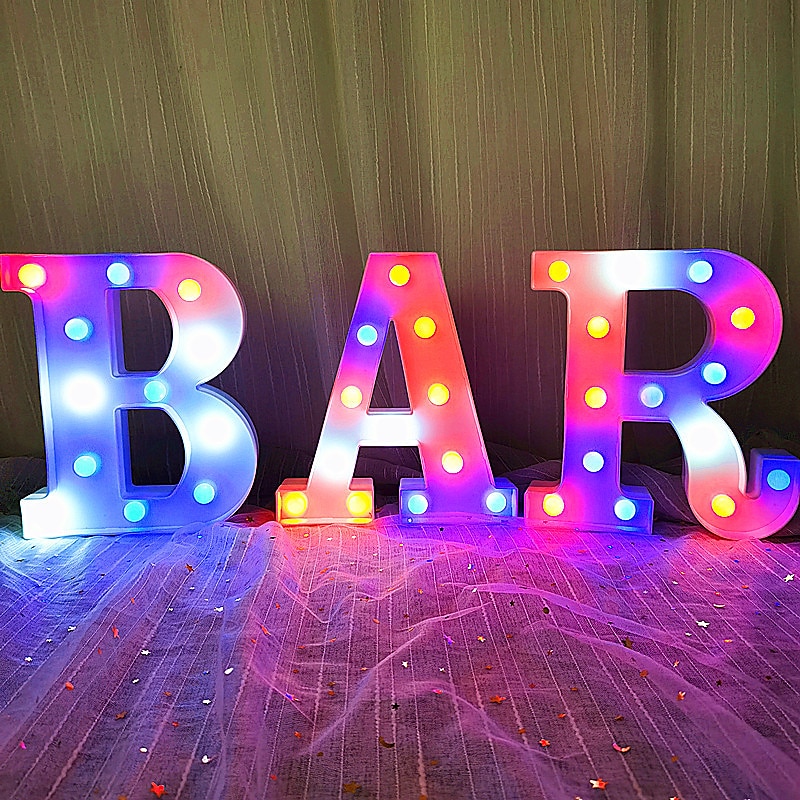 LED lettre lumières signe 26 lettres alphabet avec télécommande allumer des lettres signe coloré pour veilleuse mariage/fête d'anniversaire alimenté par batterie lampe de noël bar à la maison de 2025 ? $14.49 –P18