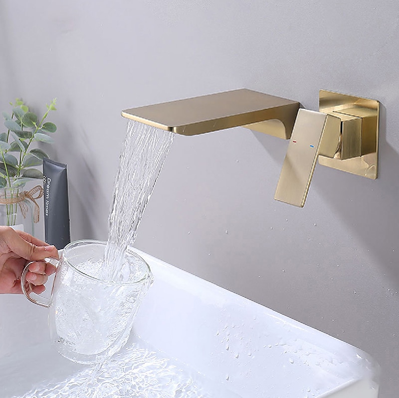 Miscelatore lavabo bagno a cascata a parete nero opaco, miscelatore lavabo in ottone massiccio monocomando rubinetti lavabo monocomando oro nero cromato del 2025 a $178.99 –P4