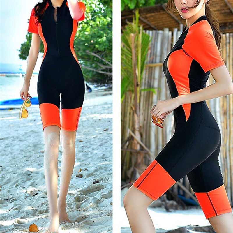 Femme Combinaison Fine Maillots de Bain Protection solaire UV UPF50+ Respirable Manches Courtes Maillots de Bain Maillot de bain Zip sur le devant Natation Plongée Surf Plongée en apnée Mosaïque Eté de 2025 ? $55.99 –P10