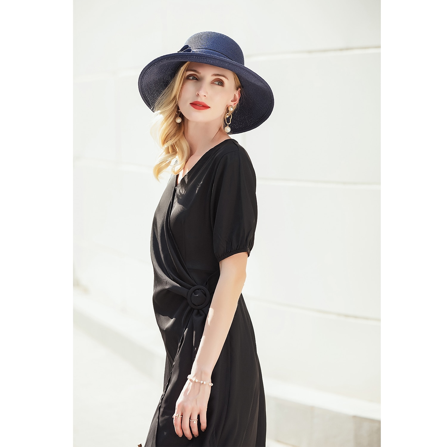 leuke Style Bruiloft Poly / katoenmix hoed met Sjerp / Lint / Veters / Gevlochten bandje 1 stuk Casual / Verjaardag / Melbourne Cup Helm 2025 - $49.99 –P13
