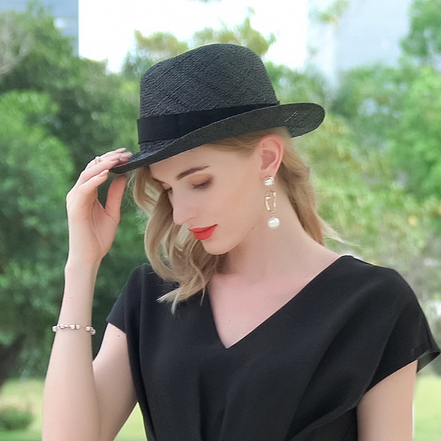 Elegant Beach Straw Hats with Pure Color / Satin Bowknot 1PC Party / Evening / Casual / Melbourne Cup Headpiece 2025 - $14.99 –P3
