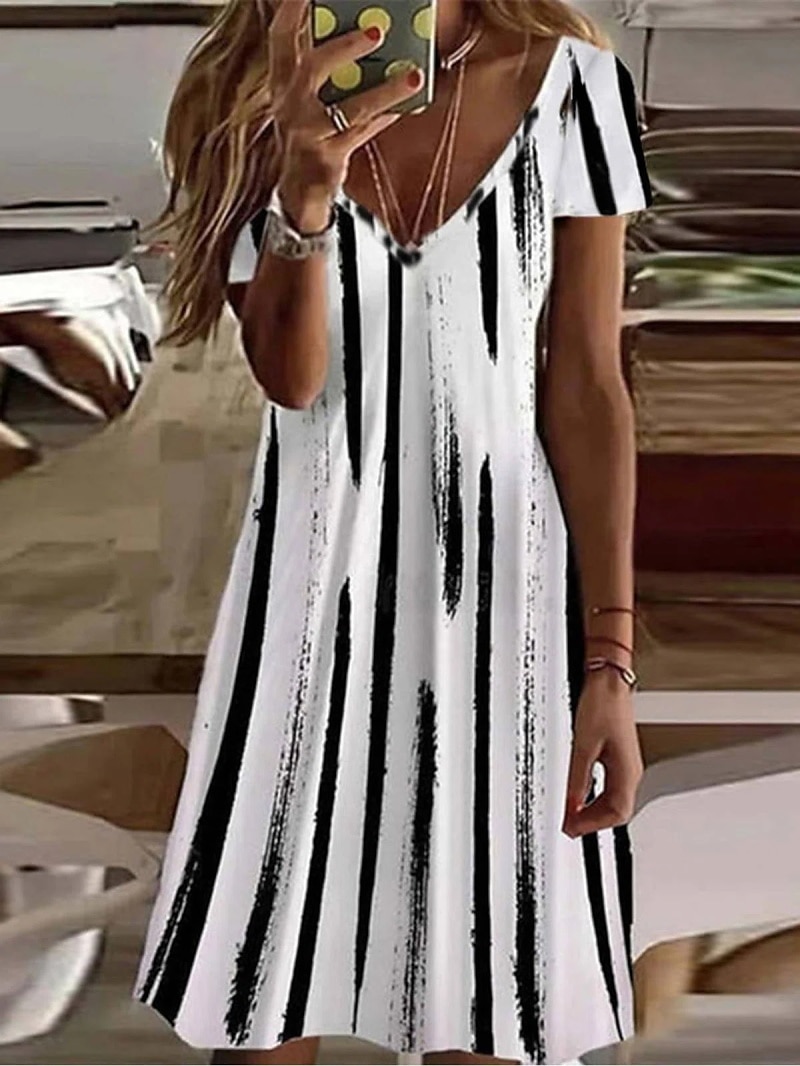 Pentru femei Rochii Midi Rochie casual Rochie de Vară Rochie A line Vacanță Stilat Casual Fluture Zilnic Concediu Dată Potrivire Largă Imprimeu Paisley Buline Dungi Manșon scurt În V Negru și Alb 2025 - $30.99 –P2