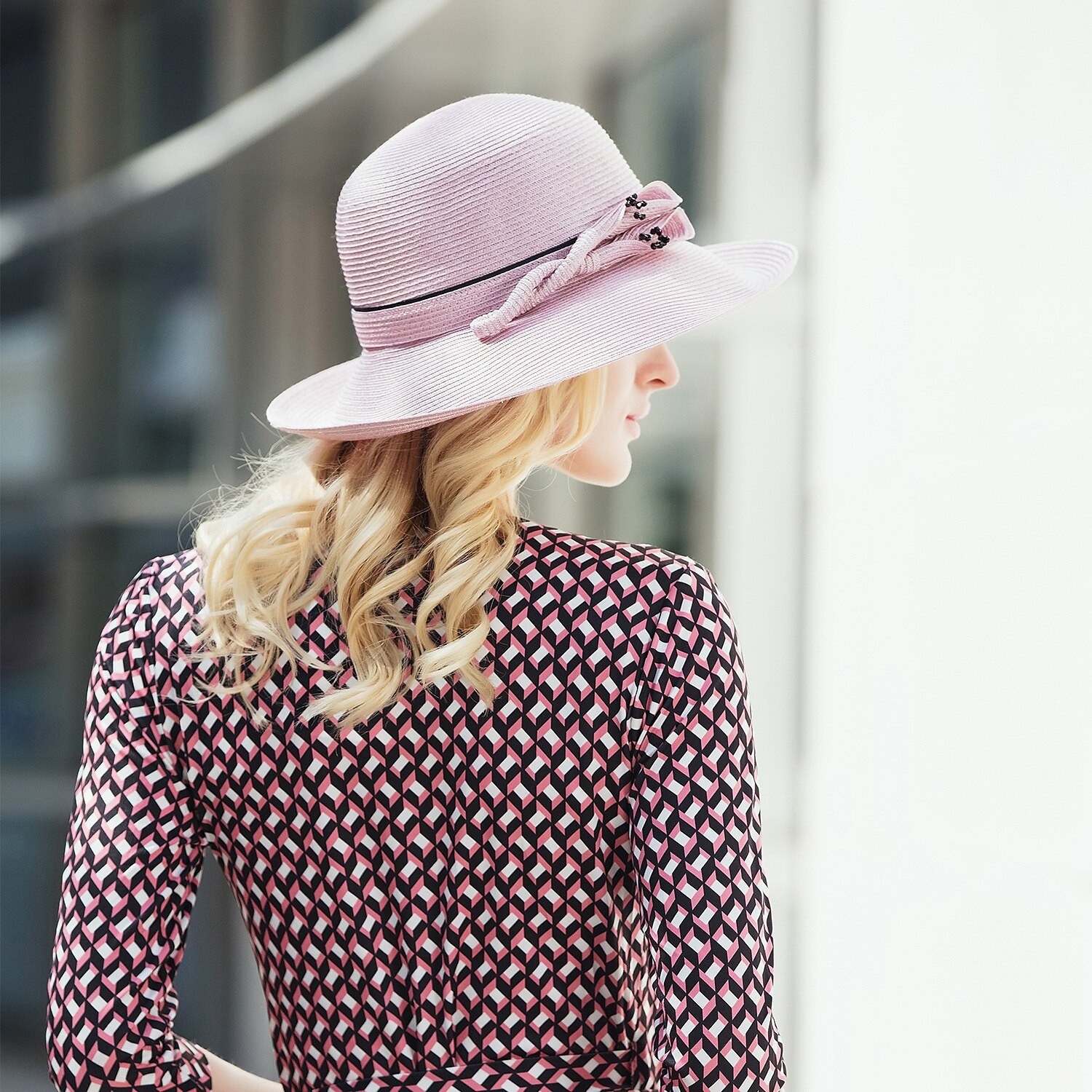 leuke Style Bruiloft Poly / katoenmix hoed met Sjerp / Lint / Veters / Gevlochten bandje 1 stuk Casual / Verjaardag / Melbourne Cup Helm 2025 - $49.99 –P2