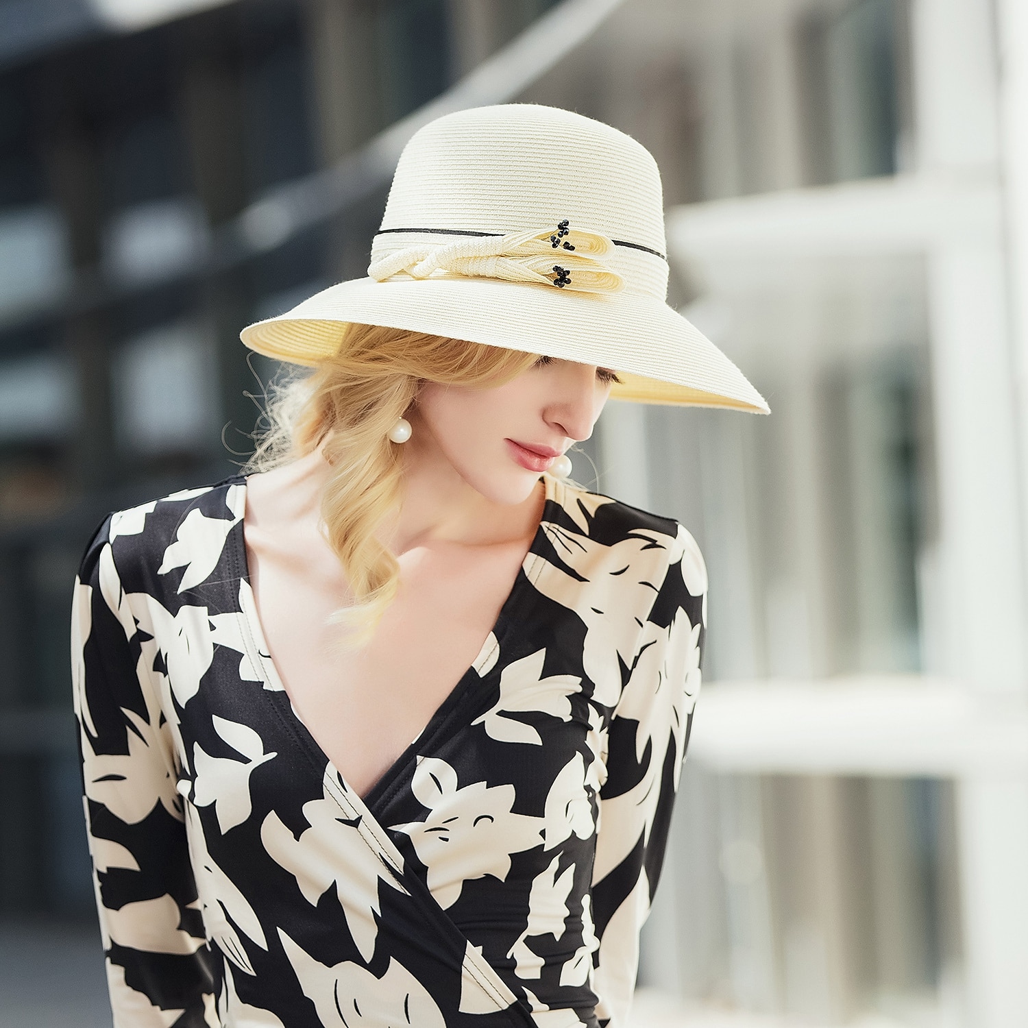 leuke Style Bruiloft Poly / katoenmix hoed met Sjerp / Lint / Veters / Gevlochten bandje 1 stuk Casual / Verjaardag / Melbourne Cup Helm 2025 - $49.99 –P10
