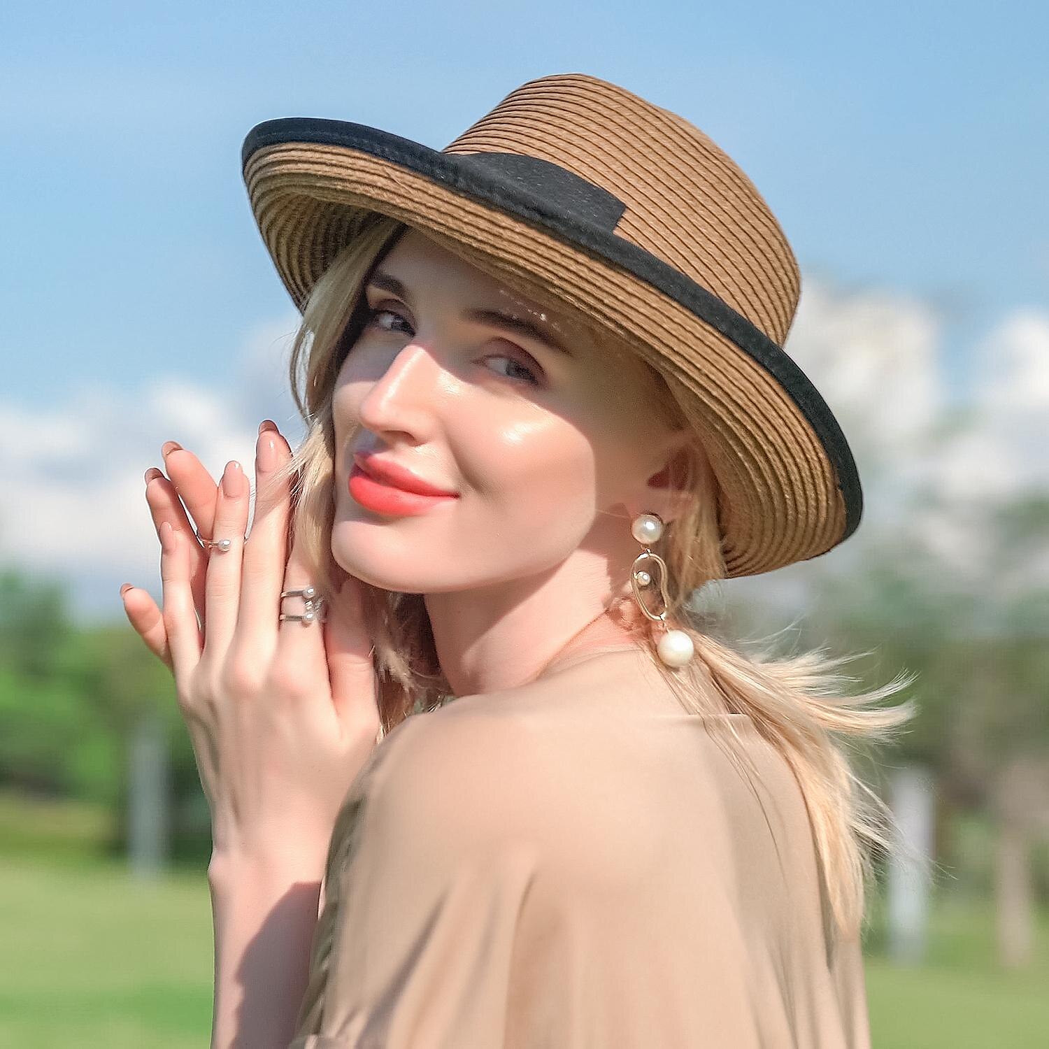 Bohème Plage Paille avec Bloc de Couleur 1 pc Fête / Soirée / Décontractée Casque de 2025 ? $13.49 –P2