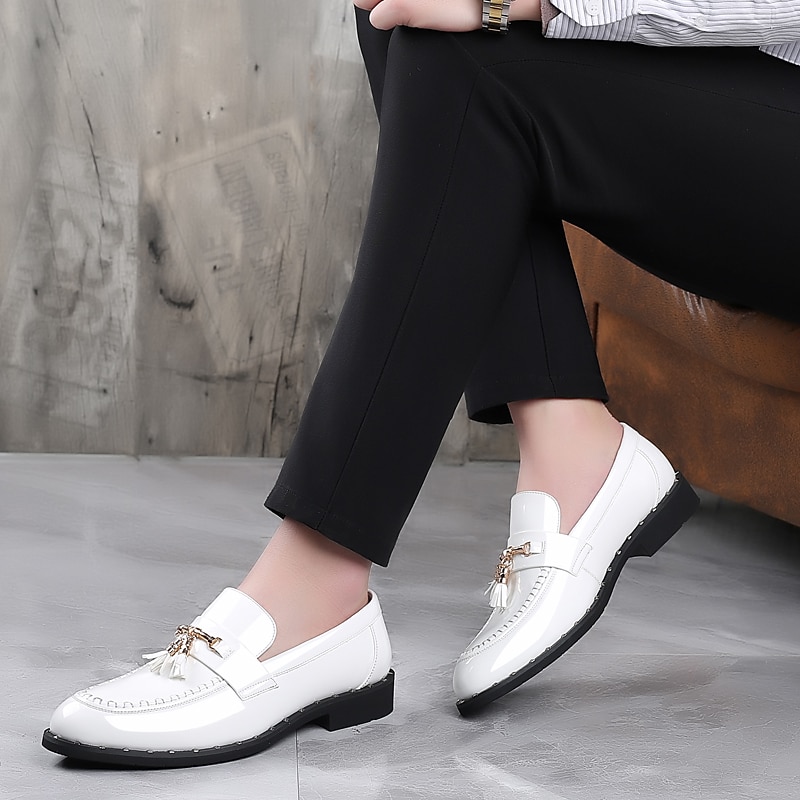 mocassins en cuir verni noir pour hommes avec détails de pompons - chaussures habillées élégantes pour le bureau et les événements de 2025 ? $64.99 –P5