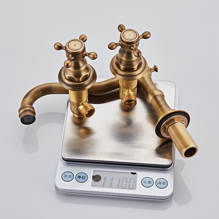 rubinetto del lavandino del bagno diffuso, due maniglie tre fori, rubinetto del lavandino del bagno con sfera in ottone contiene linee di alimentazione e tappo di scarico e interruttore caldo / freddo del 2025 a $145.99 –P7
