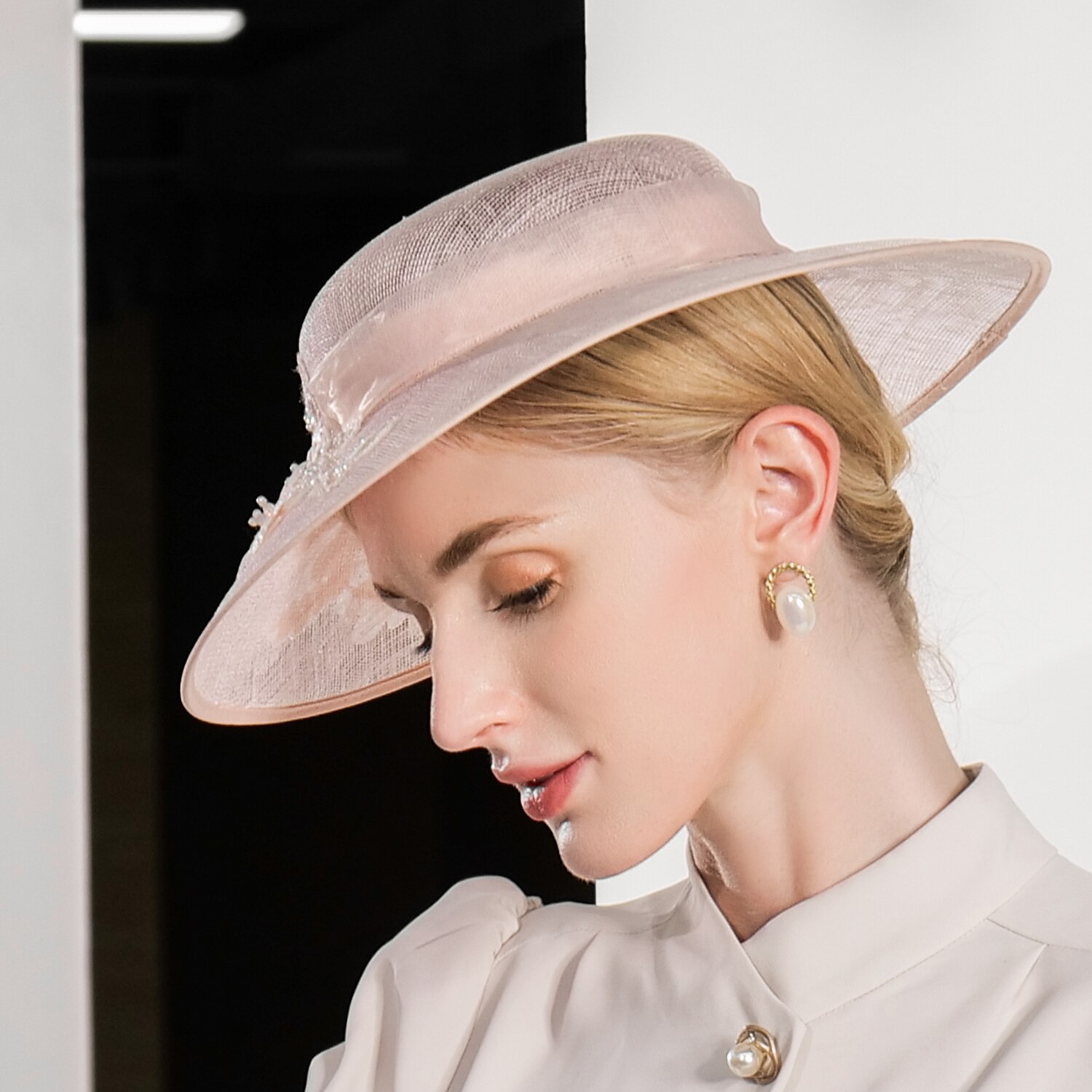 Tyylikkäät söpöt hatut applikaatioilla  kukilla  yksivärisiä 1 kpl juhlia  ilta  tee-juhla  Melbourne Cup päähine dress to impress derby hatut kilpa päivänä 2025 2025 - $74.99 –P4