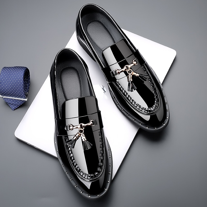 mocassins en cuir verni noir pour hommes avec détails de pompons - chaussures habillées élégantes pour le bureau et les événements de 2025 ? $64.99 –P1