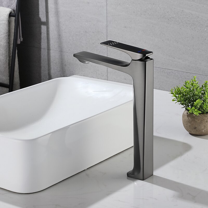 rubinetto del lavandino del bagno, rubinetti da bagno monoforo monocomando in ottone stereoscopico con interruttore caldo e freddo del 2025 a $142.85 –P5