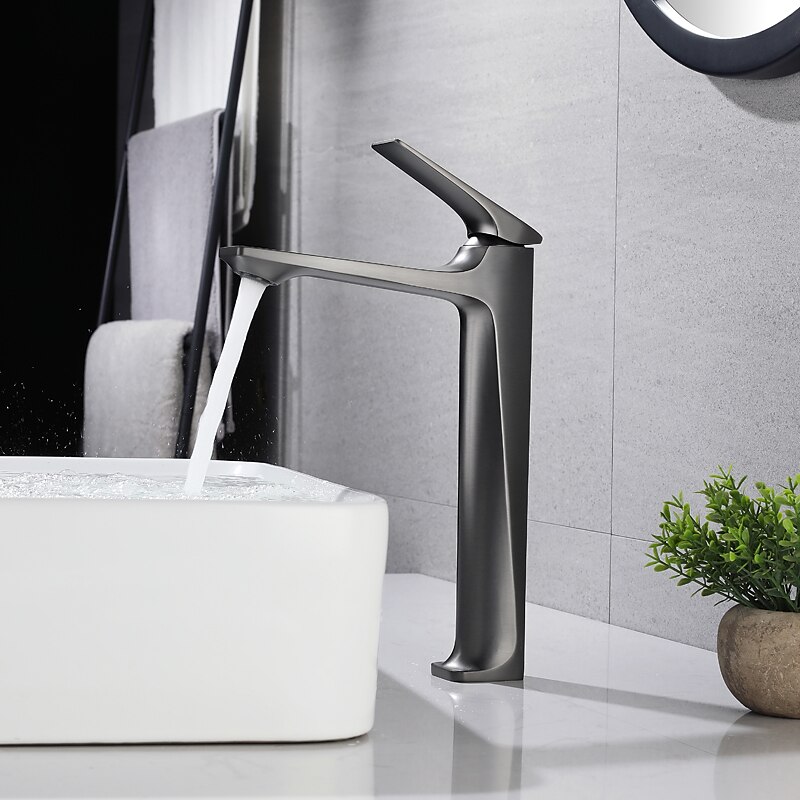rubinetto del lavandino del bagno, rubinetti da bagno monoforo monocomando in ottone stereoscopico con interruttore caldo e freddo del 2025 a $142.85 –P1