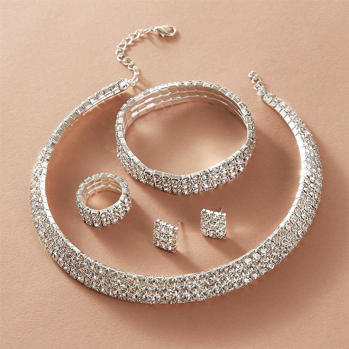 I monili nuziali 5 set Acciaio inossidabile Anelli 1 collana 1 bracciale Orecchini Per donna Personalizzato Moda Artistico Classico Prezioso Di forma geometrica Parure di gioielli Per Natale Strada del 2025 a $10.49 –P1
