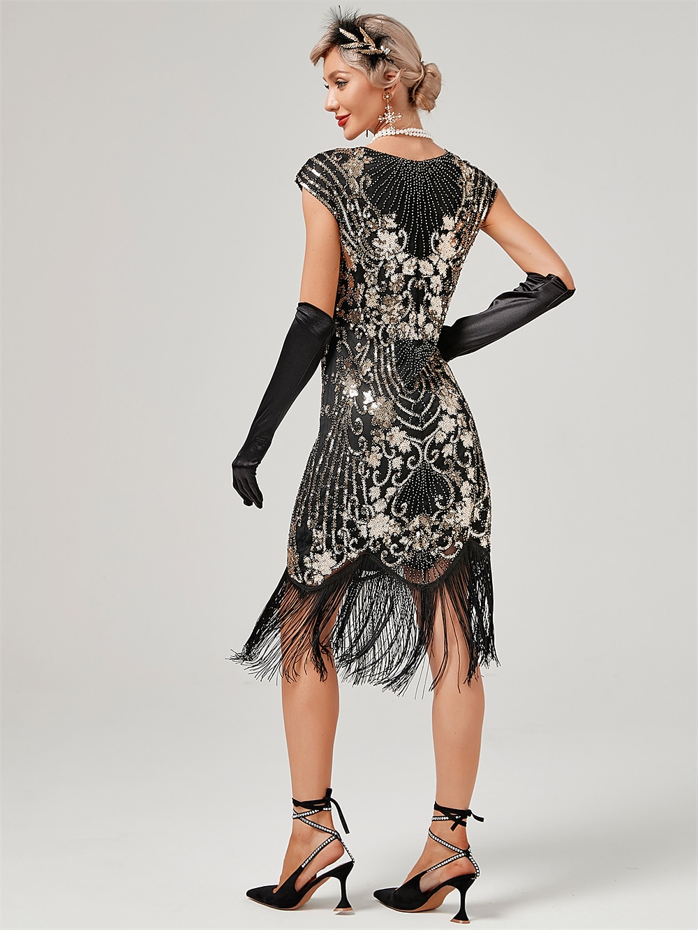 Anni Ruggenti Anni 1920 Lunghezza al ginocchio Vestito Abito Flapper Abito da Ballo Normale Cortissima Il grande Gatsby Charleston Invitato al matrimonio Paillettes Frangia con nappe Scollo Tondo del 2026 a $51.99 –P6