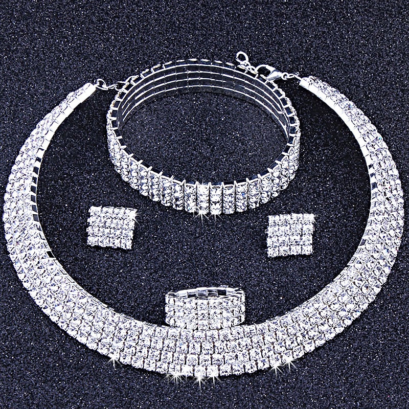 I monili nuziali 5 set Acciaio inossidabile Anelli 1 collana 1 bracciale Orecchini Per donna Personalizzato Moda Artistico Classico Prezioso Di forma geometrica Parure di gioielli Per Natale Strada del 2025 a $10.49 –P2