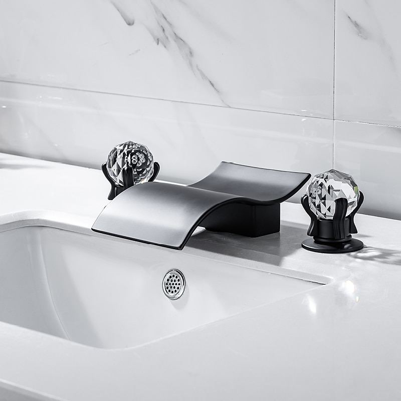 Waschbeckenarmatur mit zwei Kristallknopfgriffen Wasserfall mattschwarz / Chromdeck montiert weit verbreitete 3-Loch-Badarmaturen für Badewanne oder Waschbecken 2025 - $170.99 –P10