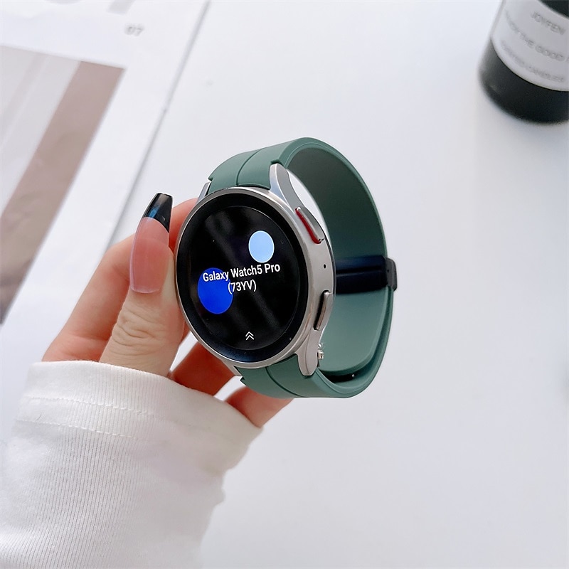 Cinturino per orologio  per Samsung Orologio 7/6/5/4 40/44mm, Orologio 5 Pro 45mm, Orologio 6 Classic 43/47mm, Orologio 4 Classic 42/46mm Silicone Sostituzione Cinghia 20mm Chiusura Magnetica del 2025 a $12.99 –P13
