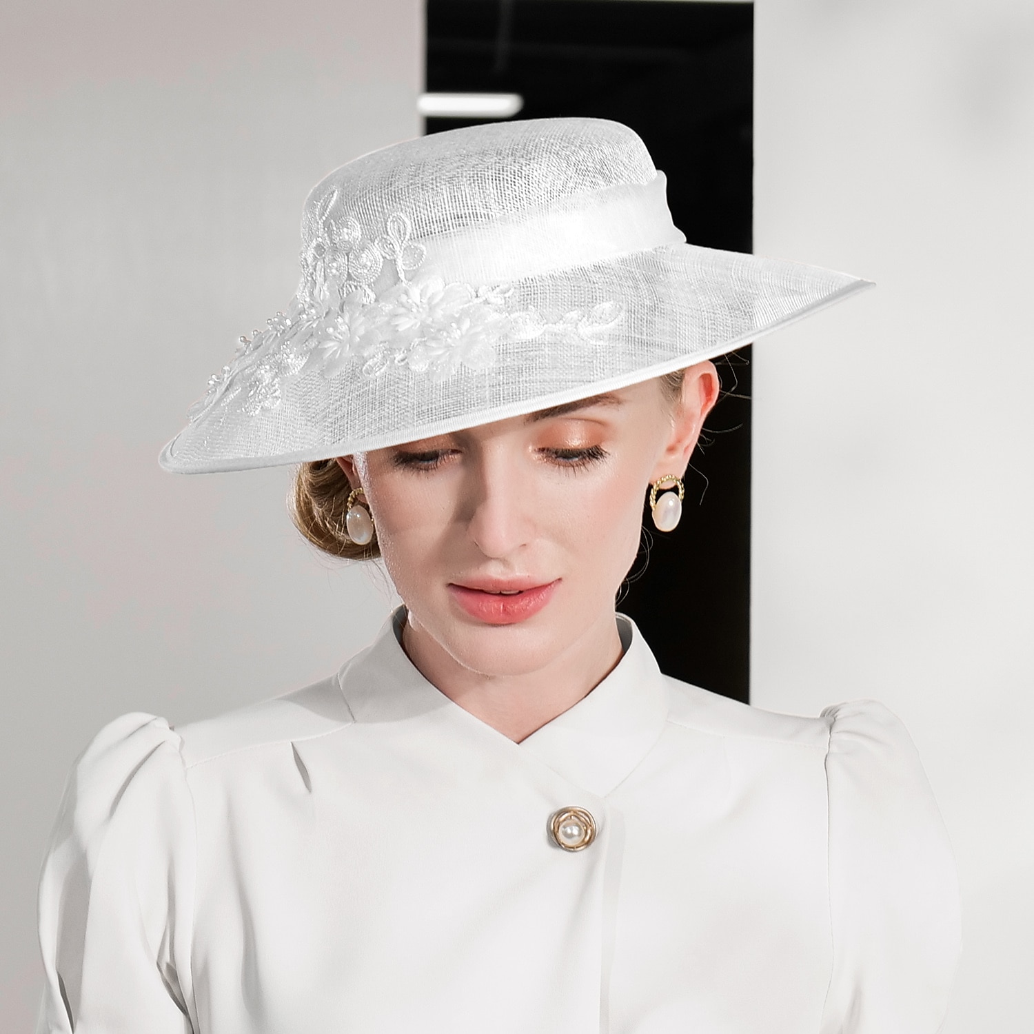Tyylikkäät söpöt hatut applikaatioilla  kukilla  yksivärisiä 1 kpl juhlia  ilta  tee-juhla  Melbourne Cup päähine dress to impress derby hatut kilpa päivänä 2025 2025 - $74.99 –P11