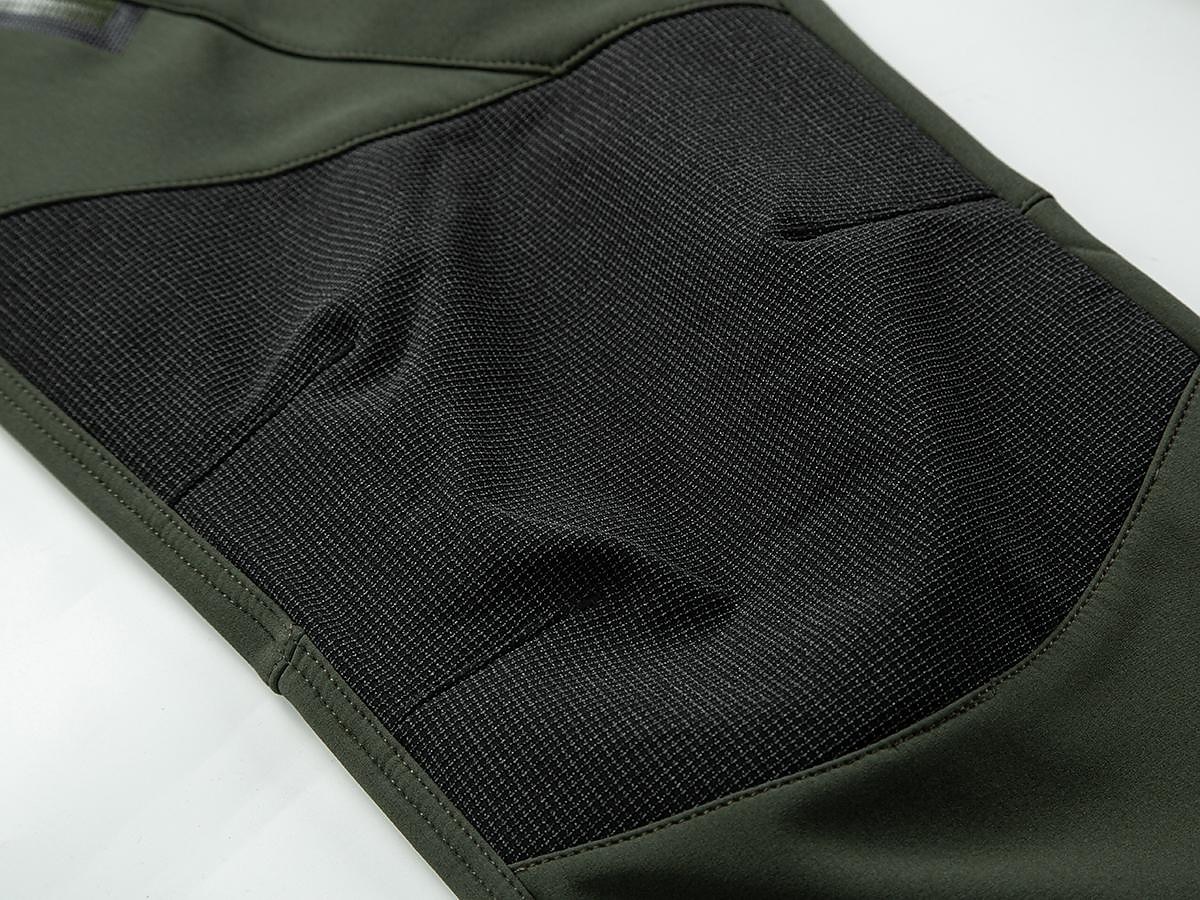 Miesten Vedenpitävät retkeilyhousut Fleecevuoriset housut Softshell-housut Talvi Ulko- Pidä lämpimänä Tuulenkestävä Hengittävä Vedenkestävä Housut Alaosat Joustava vyötärö Vetoketjullinen tasku Apila 2025 - $36.99 –P10