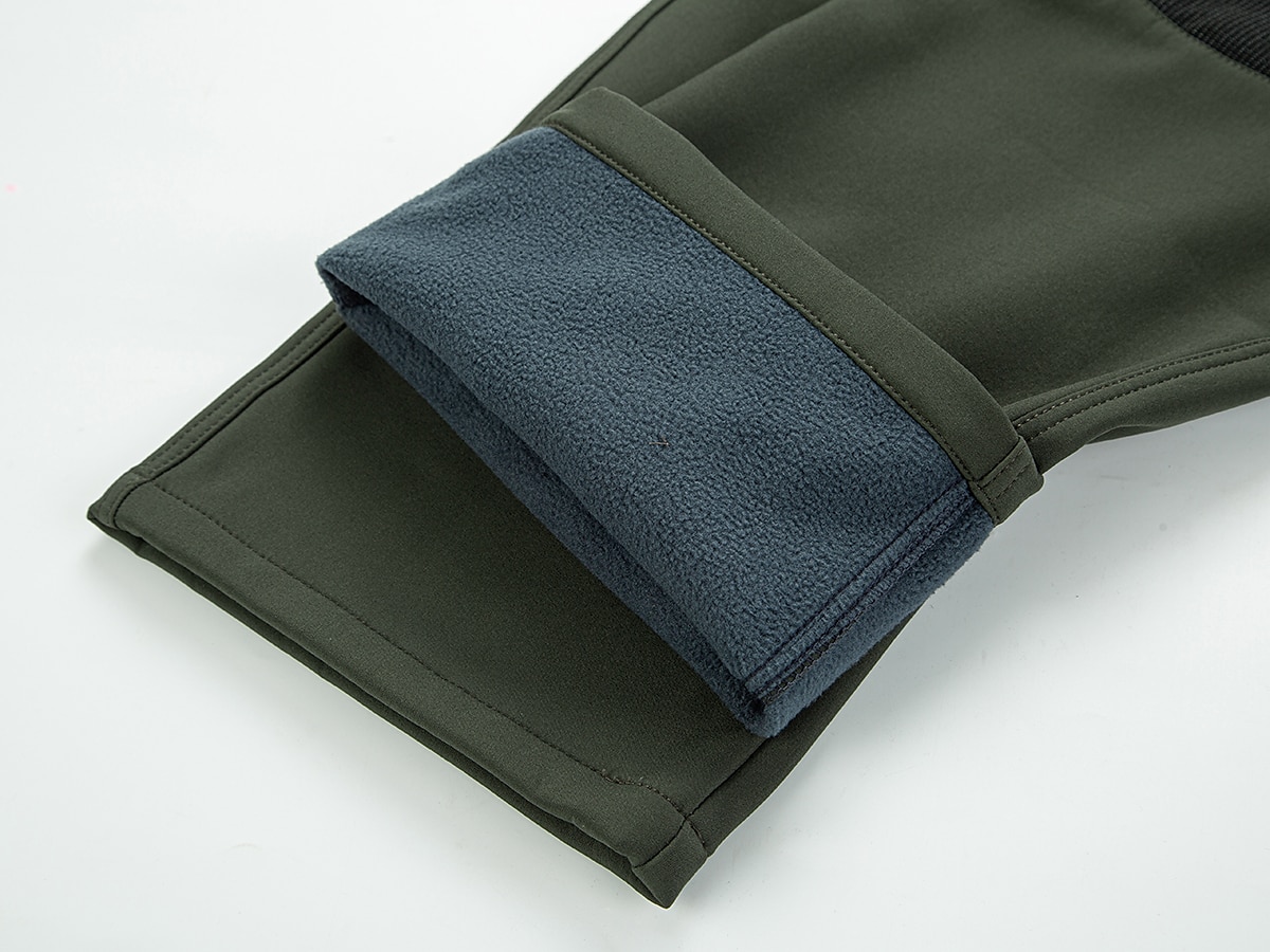 Miesten Vedenpitävät retkeilyhousut Fleecevuoriset housut Softshell-housut Talvi Ulko- Pidä lämpimänä Tuulenkestävä Hengittävä Vedenkestävä Housut Alaosat Joustava vyötärö Vetoketjullinen tasku Apila 2025 - $36.99 –P8