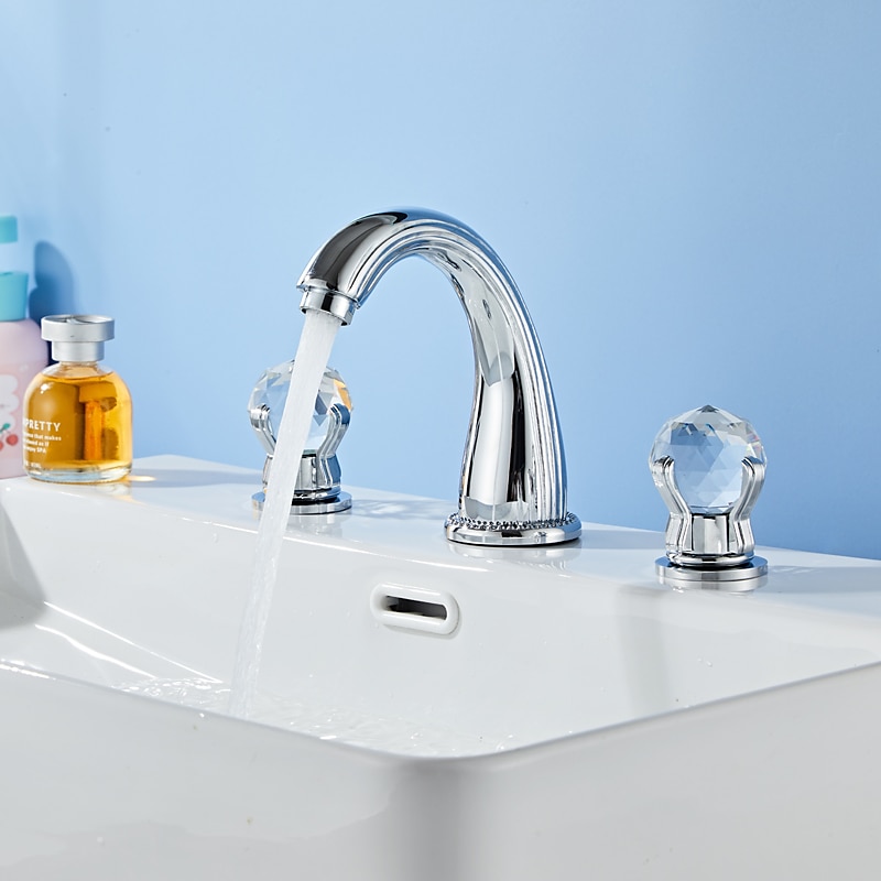بالوعة الحمام الحنفية - واسع الانتشار مطلي واسع الأنتشار مقبضين ثلاثة ثقوبBath Taps 2025 - $137.99 –P8