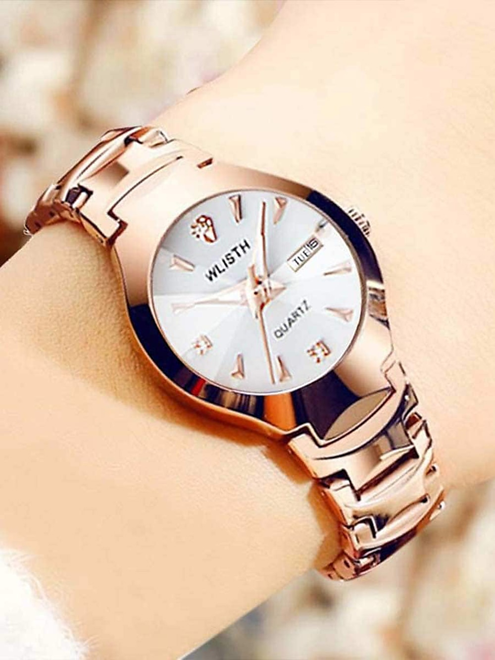 Montre Montres à quartz pour Femme Analogique - Digitale Numérique Quartz Tendance Mode Luxe Imperméable Calendrier Lumineux Métal Alliage / Noctilumineux de 2025 ? $16.99 –P5