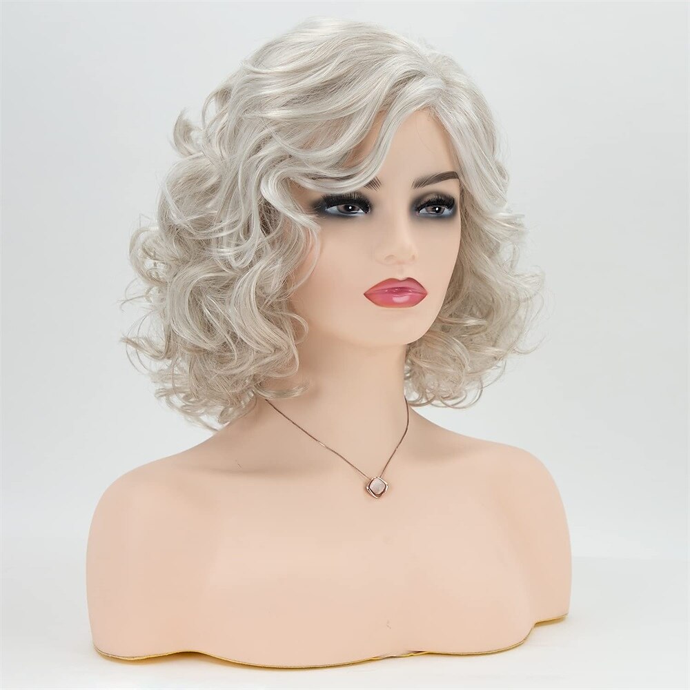 perruques courtes bouclées grises pour les femmes blanches argent blanc mélangé brun perruque bob ondulé avec une frange perruque de remplacement de cheveux synthétiques perruques de fête de noël de 2025 ? $18.99 –P4
