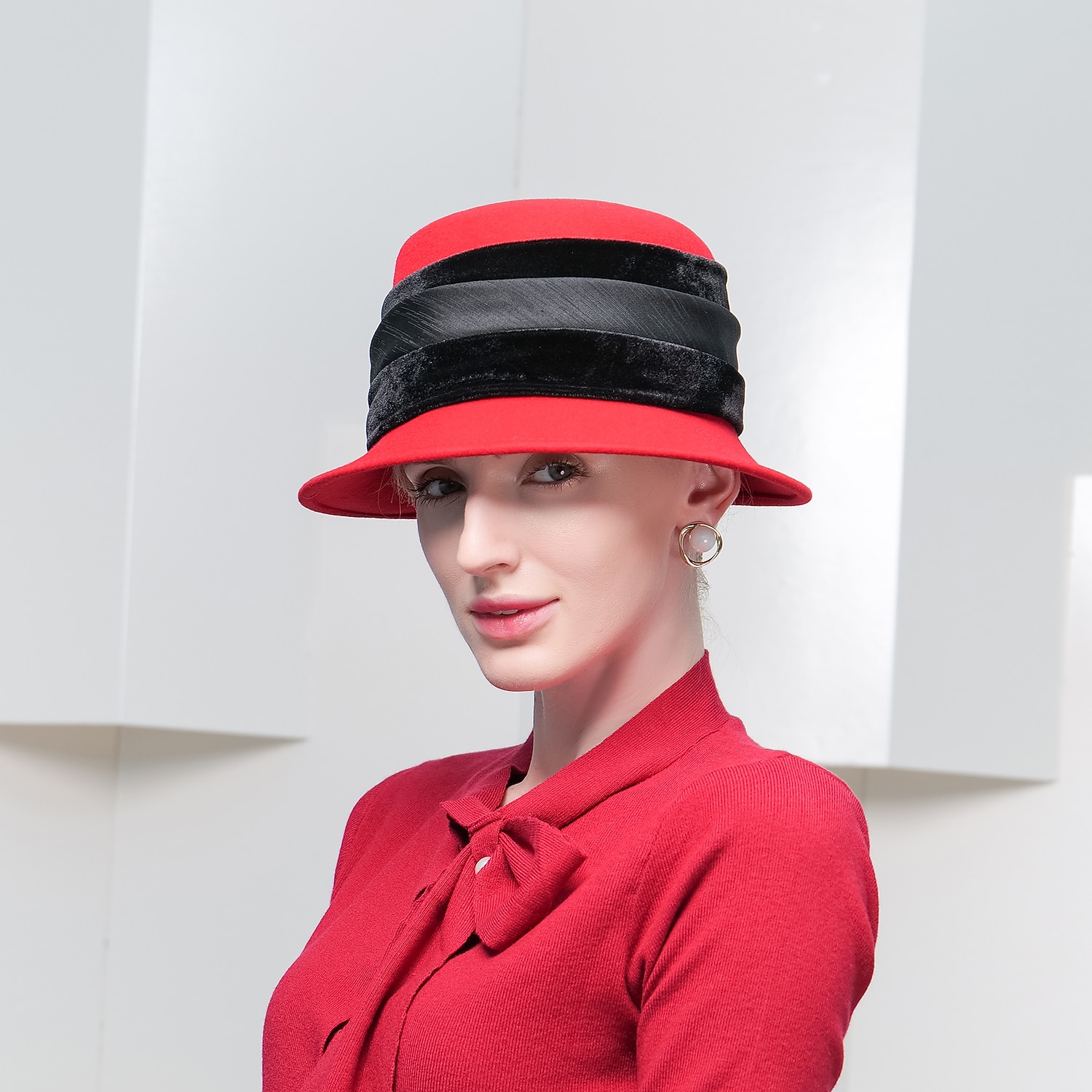 2025年 ビンテージ スタイルのエレガントな 100% ウール / フェザー付きフランネル帽子 / トリム 1pc 特別な行事 / 休日のかぶと  コレクション – $36.99 –P9