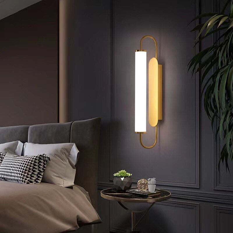 Applique murale led en laiton, applique murale en verre en fer forgé à bande moderne, appliques murales d'éclairage de chevet de chambre à coucher intérieure, lampes d'escalier de salon de 2025 ? $59.99 –P4