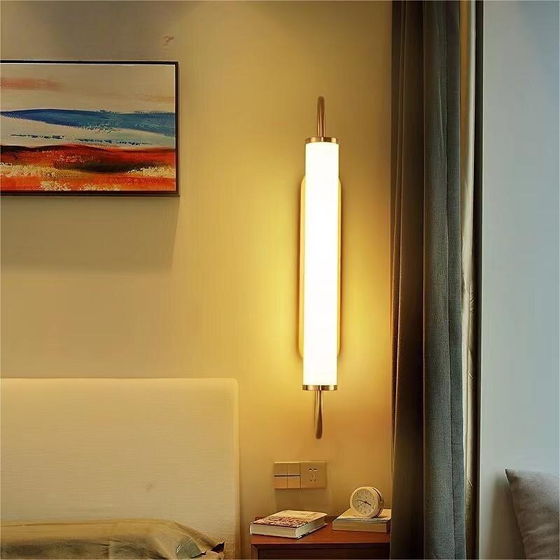 Applique murale led en laiton, applique murale en verre en fer forgé à bande moderne, appliques murales d'éclairage de chevet de chambre à coucher intérieure, lampes d'escalier de salon de 2025 ? $59.99 –P12