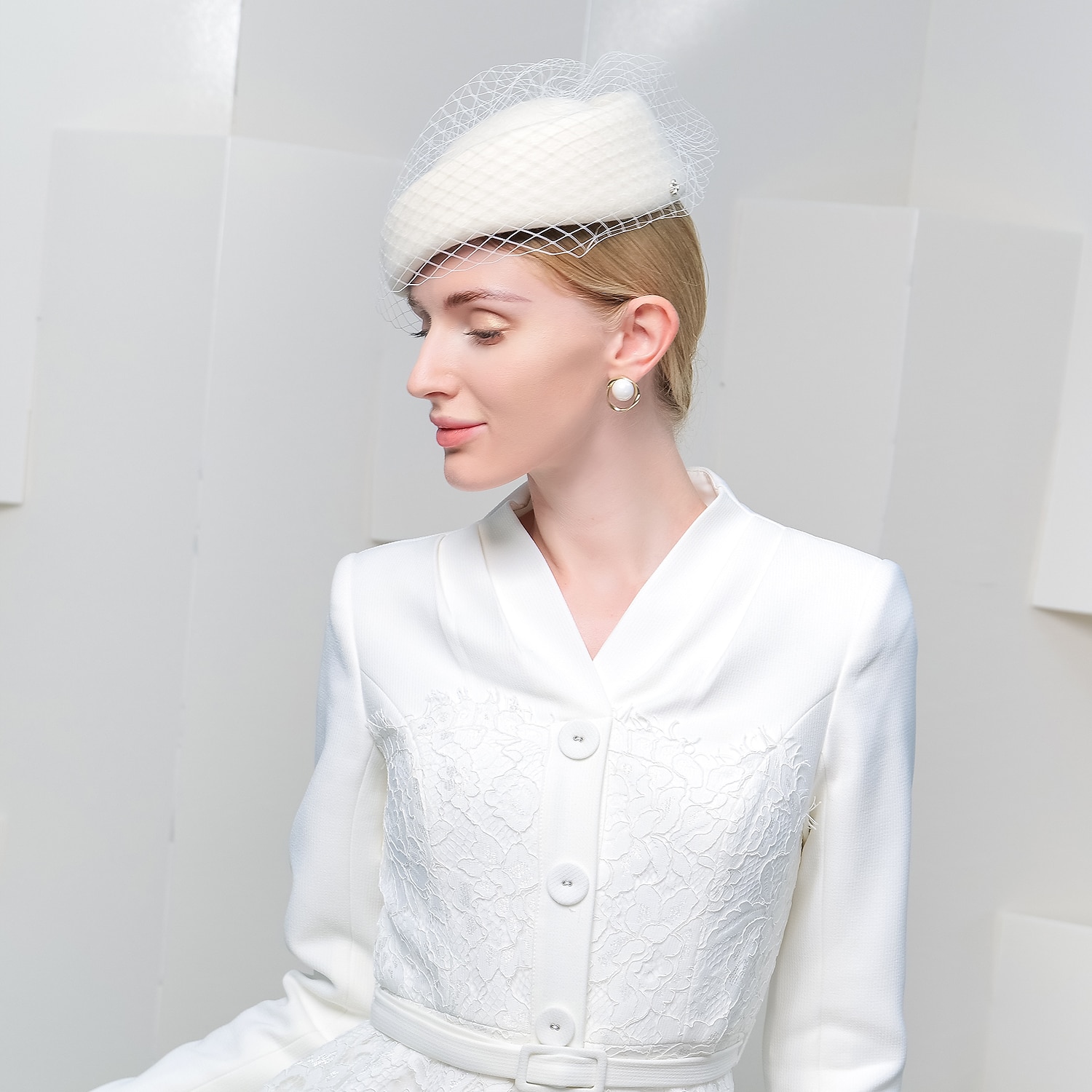 moda cappelli eleganti in lana 100% con copricapo da sposa / festa / sera in puro colore / tulle 1pc del 2025 a $43.99 –P9