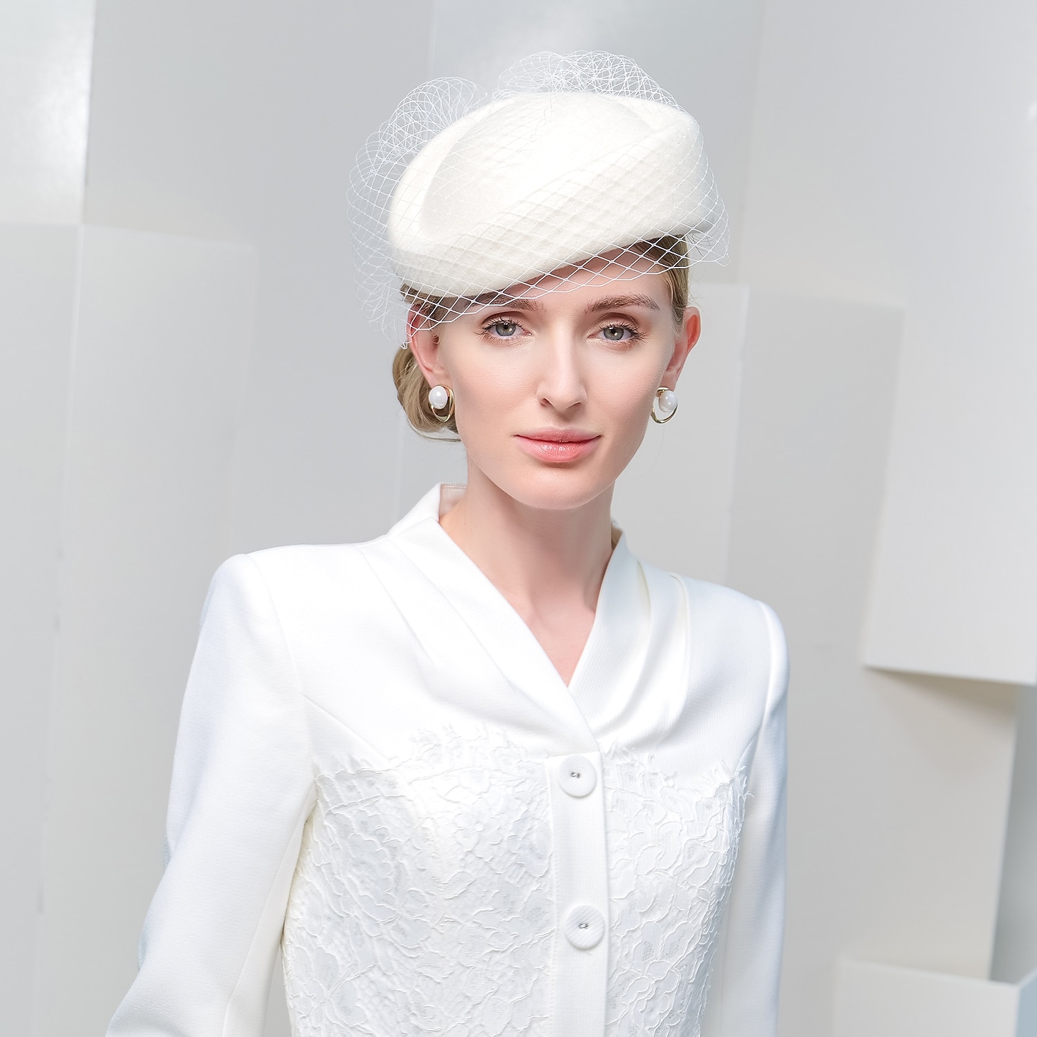moda cappelli eleganti in lana 100% con copricapo da sposa / festa / sera in puro colore / tulle 1pc del 2025 a $43.99 –P10