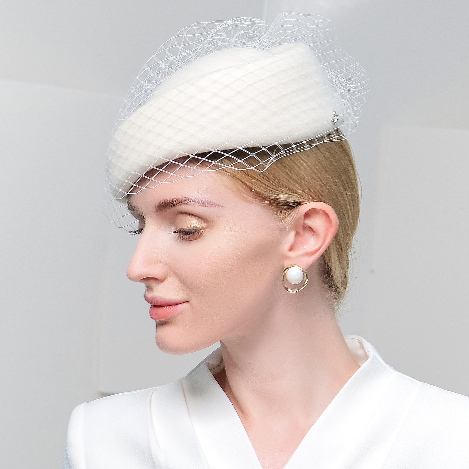 moda cappelli eleganti in lana 100% con copricapo da sposa / festa / sera in puro colore / tulle 1pc del 2025 a $43.99 –P5