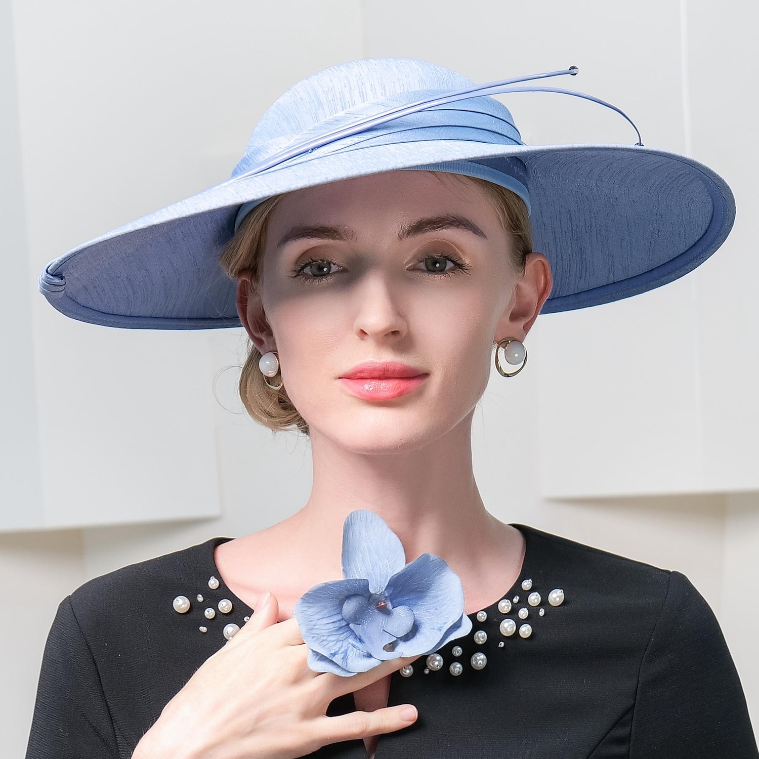 Modedesign Elegant Hatter med Fjær 1PC Bryllup  Fest  Kveld Hodepryd å imponere Hatter Race Day Kjole 2025 - $90.99 –P1