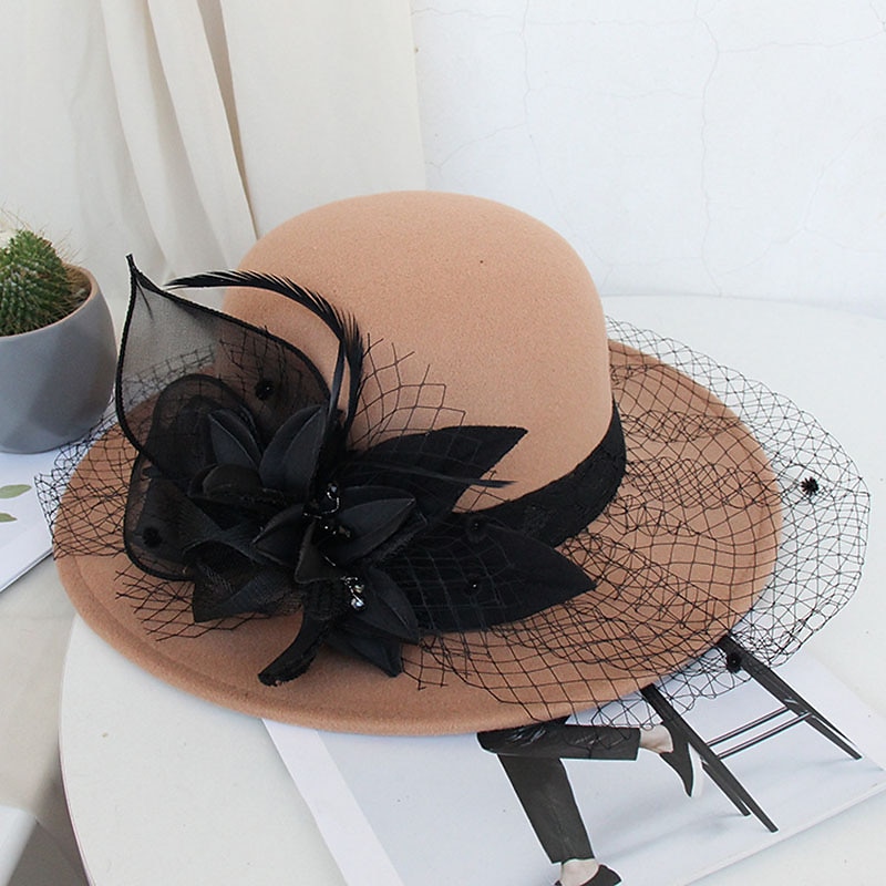 Czapki Sztuczne pióra Mieszanka Poli / Bawełny Melonik Kapelusz bucket Kapelusz Fedora Codzienny Święto Kentucky Derby koktajl Królewski Astcot Styl vintage Elegancja Z Pióro Haft nakładany Winieta 2025 - AU $36.69 –P8