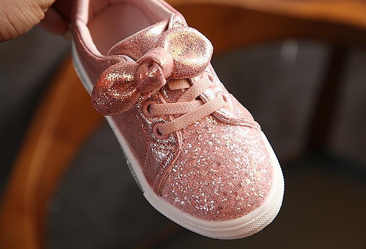 Fille Basket du quotidien Sports et plein air Paillettes Décontractées Matière synthétique Petits enfants (4-7 ans) Tout-petit (2-4 ans) Ecole du quotidien Marche Extérieur Paillette Lacet Paillettes de 2025 ? $19.99 –P10