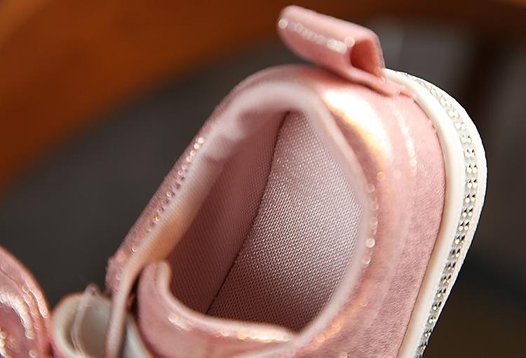 Fille Basket du quotidien Sports et plein air Paillettes Décontractées Matière synthétique Petits enfants (4-7 ans) Tout-petit (2-4 ans) Ecole du quotidien Marche Extérieur Paillette Lacet Paillettes de 2025 ? $19.99 –P16