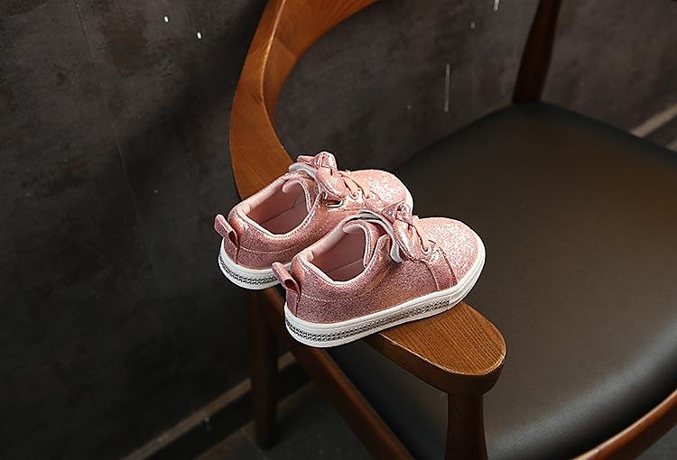 Fille Basket du quotidien Sports et plein air Paillettes Décontractées Matière synthétique Petits enfants (4-7 ans) Tout-petit (2-4 ans) Ecole du quotidien Marche Extérieur Paillette Lacet Paillettes de 2025 ? $19.99 –P4