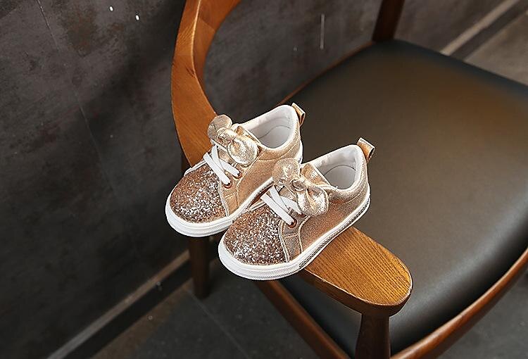 Fille Basket du quotidien Sports et plein air Paillettes Décontractées Matière synthétique Petits enfants (4-7 ans) Tout-petit (2-4 ans) Ecole du quotidien Marche Extérieur Paillette Lacet Paillettes de 2025 ? $19.99 –P5