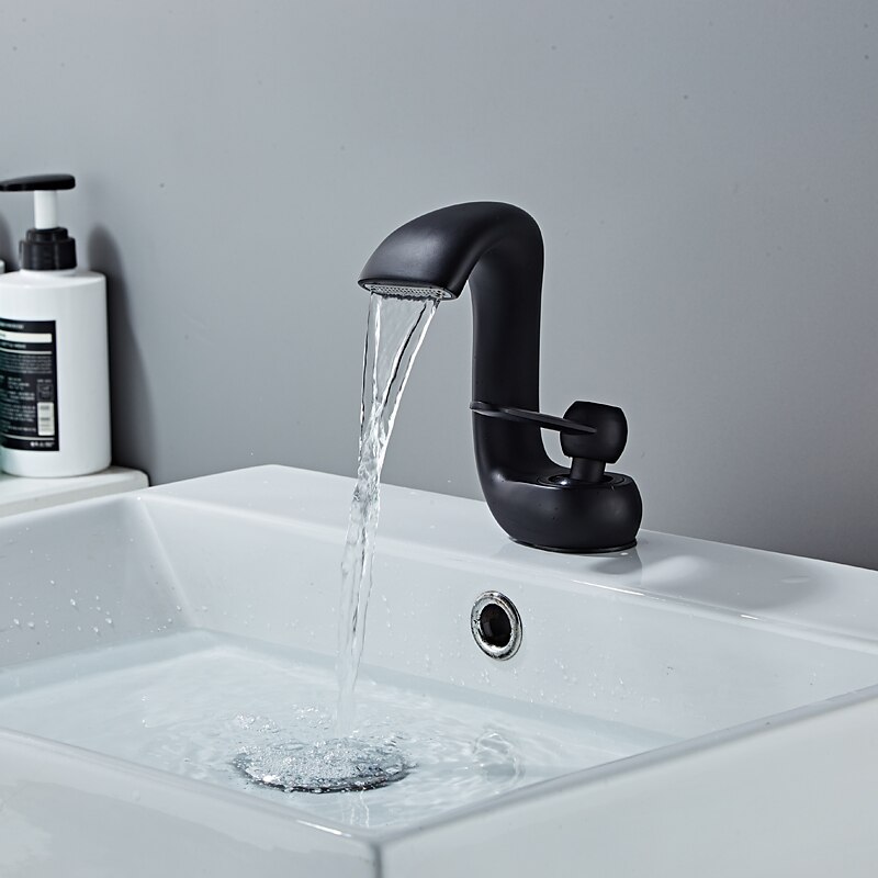wastafelkraan in de badkamer, antiek messing waterval enkele handgreep eengats badkranen met warme en koude schakelaar 2025 - $113.99 –P4