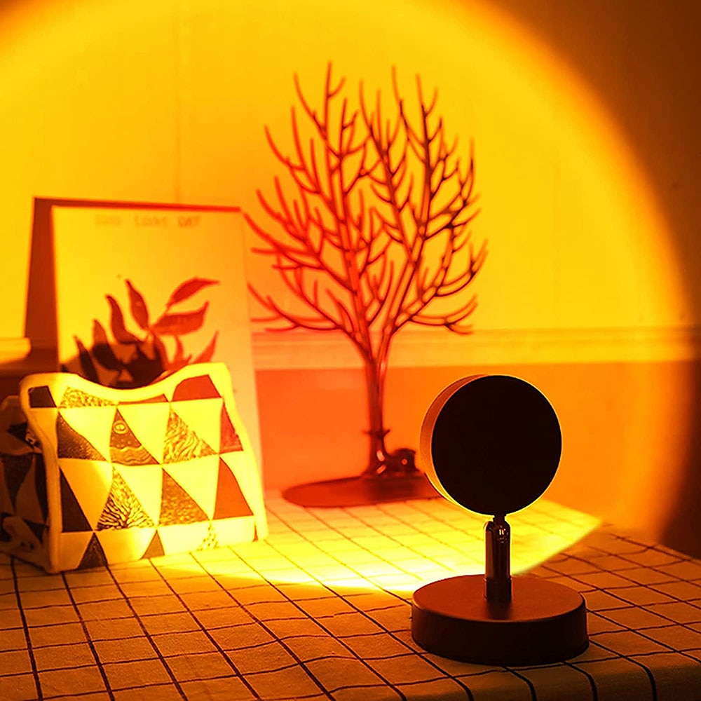 Sunset Lampe Sonnenuntergangs-Projektorlampe, USB-betriebene Regenbogen-Sonnenuntergangs-Atmosphärenlampe, 180 Grad drehbar für Wohnzimmer, Schlafzimmer, Nachttischlampe 2025 - $7.49 –P1
