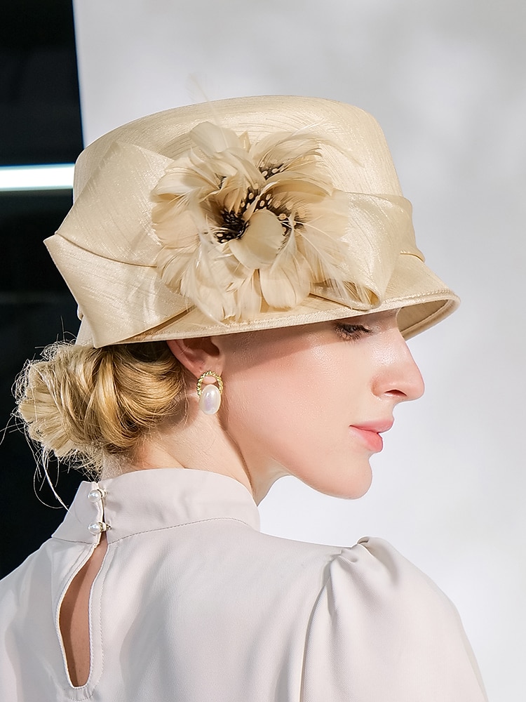 cappelli in fibra bombetta / cappello a cloche tea party corsa di cavalli elegante con copricapo di piume copricapo / occasione speciale del 2025 a $50.99 –P3