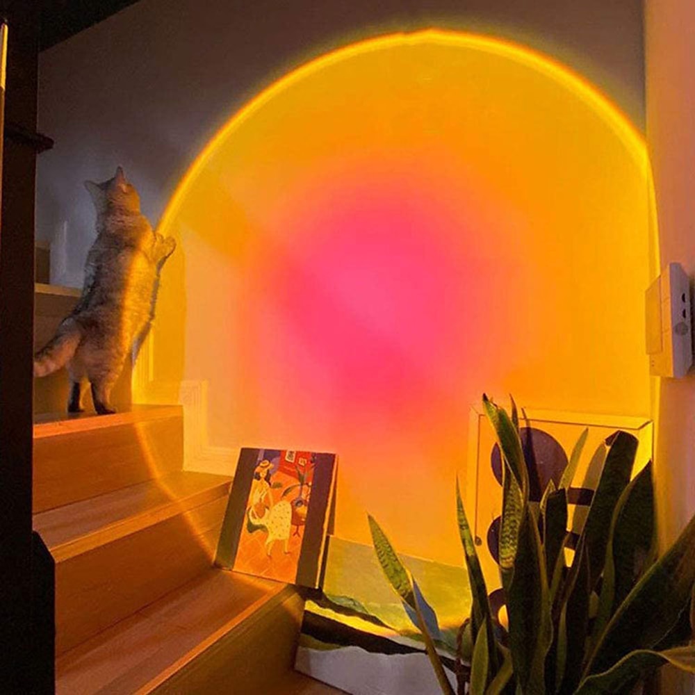 Sunset Lampe Sonnenuntergangs-Projektorlampe, USB-betriebene Regenbogen-Sonnenuntergangs-Atmosphärenlampe, 180 Grad drehbar für Wohnzimmer, Schlafzimmer, Nachttischlampe 2025 - $7.49 –P10