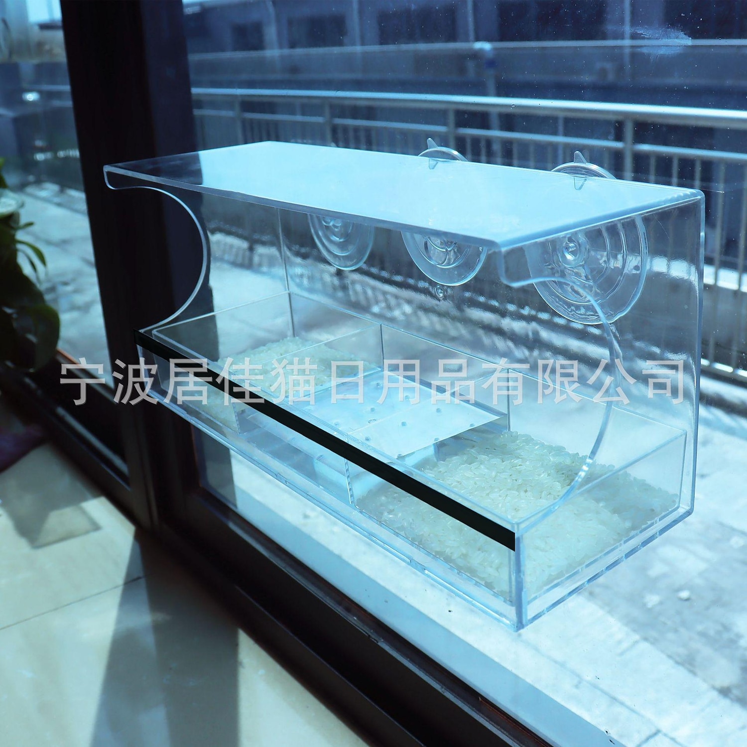 2025年 強力な吸盤付きの窓用鳥の餌箱 - 30x10x13 cmの外側の窓用の屋根と排水穴を備えた透明なアクリル製の鳥の餌箱  コレクション – $23.99 –P5