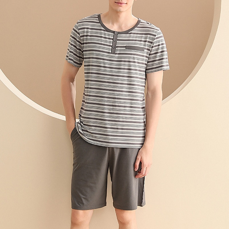 Homens Loungewear Conjunto de Pijama Top e shorts de pijama 1conjunto Listra à moda Casual Casa Diário De Cama Algodão Respirável Macio Gola Redonda Manga Curta Camiseta Calção Cintura elástica de 2025 por $13.39 –P1