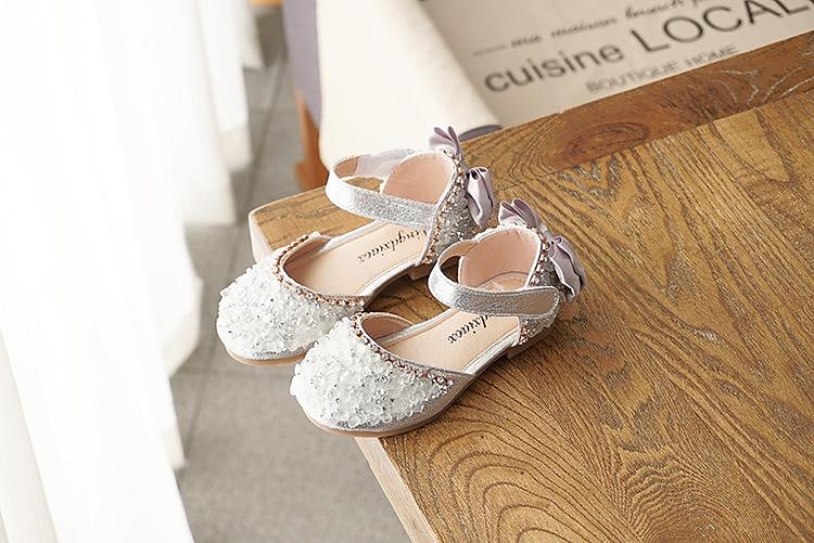 Glinsterende kristallen bloemenmeisjesschoenen voor meisjes met satijnen strik en klittenbandsluiting – elegante prinsessenflats voor bruiloften, optochten en verjaardagsfeestjes 2025 - $26.99 –P2
