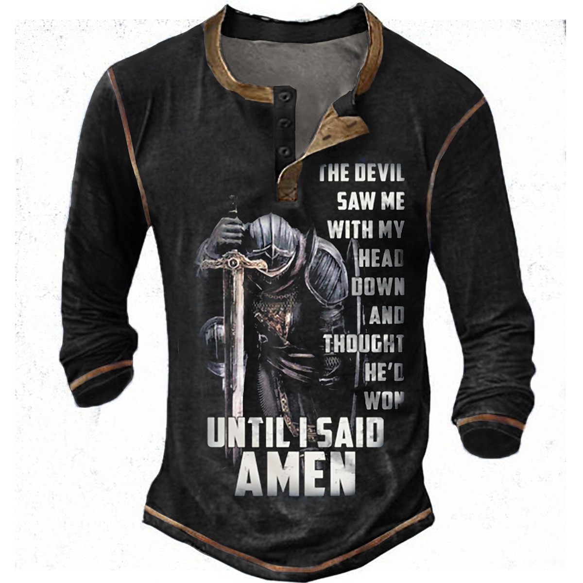 Cămașă cu mânecă lungă henley pentru bărbați - T-Shirt grafic cu războinic al credinței creștine "Diavolul m-a văzut... până am spus Amin" 2026 - $23.99 –P2