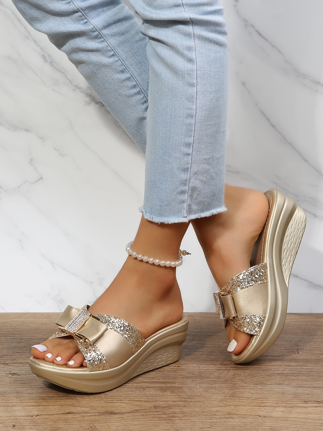 Women's Slippers Platform Sandals Plus Size Beach Slippers Daily Beach Solid Color Summer Flat Heel Peep Toe Classic Casual Faux Leather PU Loafer Silver Gold 2025 - $32.99 –P8