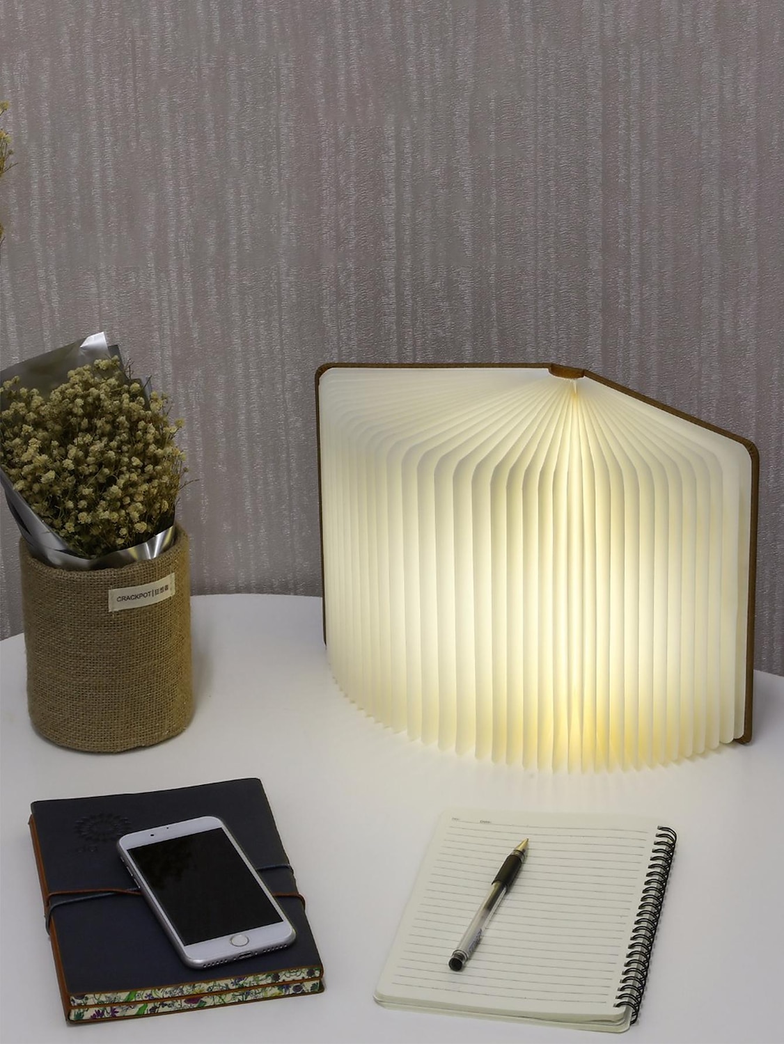 led κομοδίνο φωτιστικό αναδιπλούμενο βιβλίο νύχτας επαναφορτιζόμενο μαγνητικό ράφι κομοδίνου ή τραπεζάκι σαλονιού παιδικό χριστουγεννιάτικο δώρο 2025 - $20.99 –P7